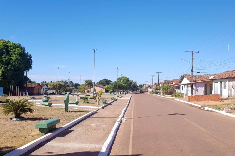 A 100 quilômetros de Marabá, a cidade de Palestina do Pará se torna um recanto para os veranistas que procuram nas águas do Araguaia descanso, contemplação da natureza e diversão.
FOTO: ASCOM CRGSP
DATA: 08.07.2018
PALESTINA DO PARÁ - PARÁ <div class='credito_fotos'>Foto: ASCOM CRGSP | <a href='/midias/2018/originais/3fbbaeab-bd92-41f4-87f7-922f879a895d.jpg' download><i class='fa-solid fa-download'></i> Download</a></div>