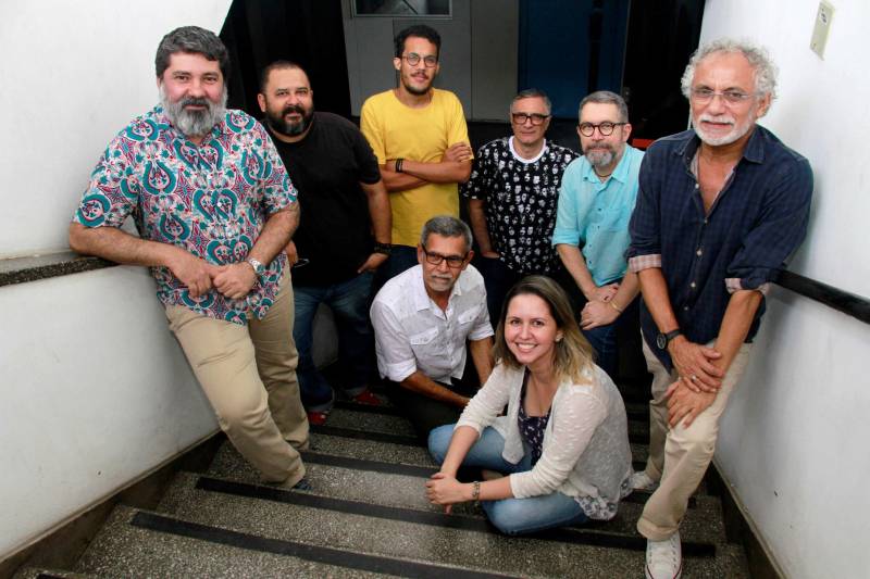 A Cultura Rede de Comunicação divulgou na manhã desta segunda-feira, 21, as 10 músicas selecionadas pela "Mostra Protótipo". O resultado está no Diário Oficial do Estado. Na foto, jurados com Tatiana Barreto e Lúcio Oliveira (mkt Cultura)  

FOTO: CAMILA LIMA / PORTAL CULTURA
DATA: 21.05.2018
BELÉM - PARÁ <div class='credito_fotos'>Foto: CAMILA LIMA / PORTAL CULTURA   |   <a href='/midias/2018/originais/40b8b9a2-02e2-4970-8550-5e17c3360c4c.jpg' download><i class='fa-solid fa-download'></i> Download</a></div>