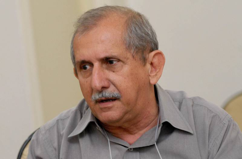 O Pará é o quinto Estado brasileiro que mais investe orçamento estadual na área de saúde. O dado é do Sistema de Informações sobre Orçamentos Públicos em Saúde (Siops), do governo federal. 

Na foto: O secretário de Estado de saúde pública, Helio Franco.

FOTO: CRISTINO MARTINS/ AG. PARÁ <div class='credito_fotos'>Foto: Agência Pará   |   <a href='/midias/2018/originais/4a8259f0-45a9-4071-b332-363319e0ba6a.jpg' download><i class='fa-solid fa-download'></i> Download</a></div>