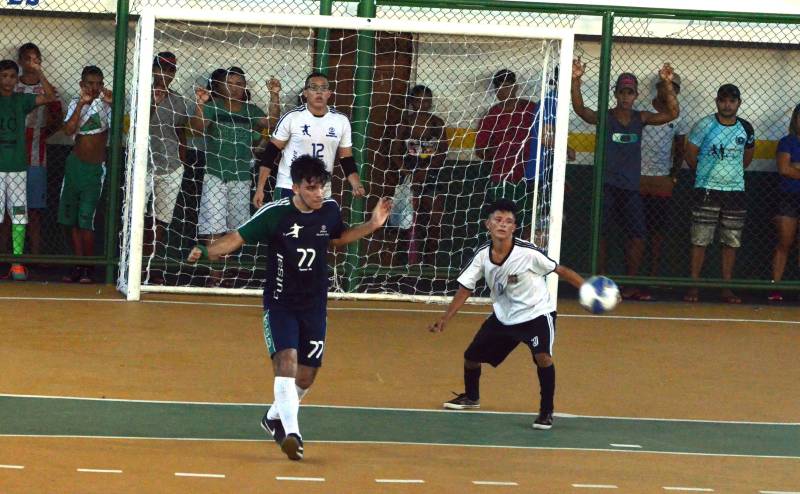 No momento em que os Jogos Estudantis Paraenses (Jeps) atingem a marca histórica de 60 anos, o município de Mocajuba (foto), na Região do Baixo-Tocantins, está em festa ao sediar, desde a quarta-feira, 16, as competições regionais do evento estudantil.
FOTO: ELISEU DIAS / ASCOM SEDUC
DATA: 17.05.2018
MOCAJUBA - PARÁ <div class='credito_fotos'>Foto: Eliseu Dias / Ascom Seduc | <a href='/midias/2018/originais/589167a4-ab27-4e18-bfe7-1fc60585b250.jpg' download><i class='fa-solid fa-download'></i> Download</a></div>