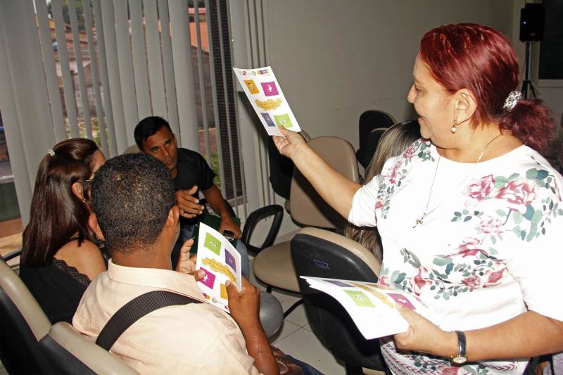 A política de atenção aos egressos do sistema socioeducativo e a orientação e avaliação dos planos municipais de atendimento ao adolescente em conflito com a lei foram os destaques do último dia do 2º Encontro Temático, que terminou nesta sexta-feira (27), em Santarém e abrangeu todas as cidades da Região do Baixo Amazonas.
FOTO: FRANKLIN SALVADOR / ASCOM FASEPA
DATA: 27.04.2017
SANTARÉM - PARÁ <div class='credito_fotos'>Foto: Franklin Salvador/Ascom Fasepa | <a href='/midias/2018/originais/6543f76c-f463-4283-af4d-9fc5f5d1dcd3.jpg' download><i class='fa-solid fa-download'></i> Download</a></div>
