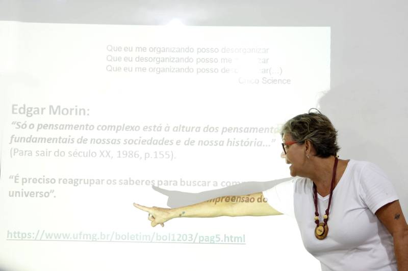 Escola de inverno do Centro de ciências Naturais e Tecnologia (CCNT), da Universidade do Estado do Pará (Uepa). Na foto, minicurso "Etnoconhecimento, direitos socioambientais e pesquisa científica nas Unidades de Conservação".
FOTO: NAILANA THIELY / ARQUIVO / ASCOM UEPA
DATA: 23.01.2017
BELÉM - PARÁ <div class='credito_fotos'>Foto: Nailana Thiely / Ascom Uepa | <a href='/midias/2018/originais/6bb6142a-7ce9-4bd5-a0ad-e62f1e9f60b0.jpg' download><i class='fa-solid fa-download'></i> Download</a></div>