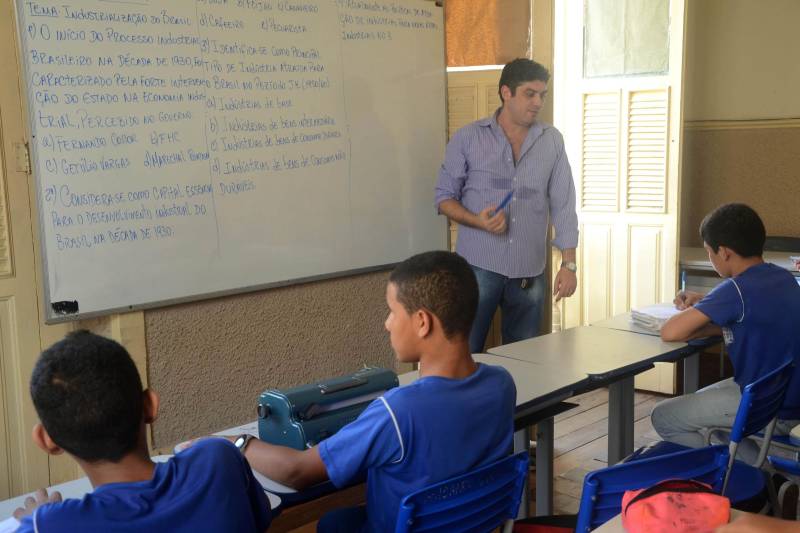 Com um desempenho irretocável no Campeonato Paralímpico Estudantil 2018, que ocorreu em São Paulo, neste mês de novembro, entre os dias 21e 23, Lucas Costa, da Escola Estadual Barão do Rio Branco, localizada no bairro de Nazaré, em Belém, subiu três vezes ao topo do pódio por vencer as provas dos 60, 100 e 800 metros no Atletismo.

FOTO: FERNANDO NOBRE / ASCOM SEDUC
DATA: 27.11.2018
BELÉM - PARÁ <div class='credito_fotos'>Foto: FERNANDO NOBRE/ASCOM SEDUC   |   <a href='/midias/2018/originais/71ba13bb-e7a1-4777-91be-7d40ab9228ca.jpg' download><i class='fa-solid fa-download'></i> Download</a></div>