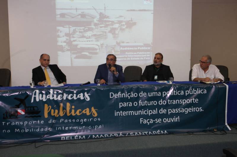 Um novo modelo de política pública para o transporte intermunicipal no Estado do Pará começou a ser discutido nesta quarta-feira (4), em Belém. A primeira audiência pública promovida pela Secretaria de Estado de Transportes (Setran) ocorreu na capital e outras duas estão programadas para o mês de julho, em Marabá, nesta quinta-feira, 5, e em Santarém, no dia 12.
FOTO: CARLOS SODRÉ / AG. PARÁ
DATA: 04.07.2018
BELÉM - PARÁ <div class='credito_fotos'>Foto: CARLOS SODRÉ / AG. PARÁ | <a href='/midias/2018/originais/826ffb58-01b8-4e17-bf85-27f4ab8cc60e.jpg' download><i class='fa-solid fa-download'></i> Download</a></div>