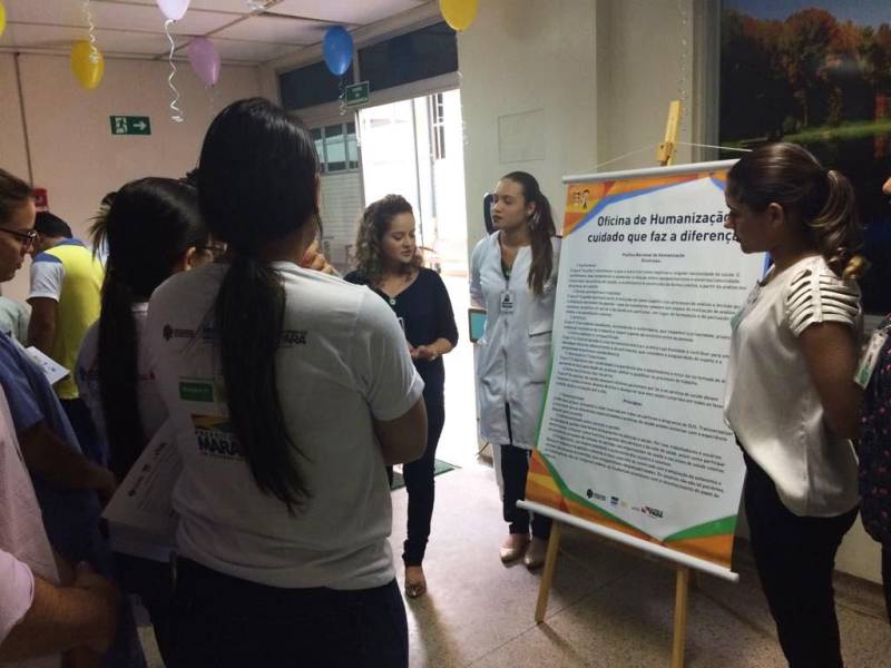 A internação hospitalar é uma situação que ninguém deseja. Mas, quando necessária, quanto mais acolhedora for, melhor para a recuperação do paciente. No Hospital Regional do Sudeste do Pará - Dr. Geraldo Veloso (HRSP), em Marabá (PA), para tornar esse período mais ameno para o usuário, o atendimento se baseia na Política Nacional de Humanização do Sistema Único de Saúde (SUS). Assim, desde o momento da admissão até a alta hospitalar, todas as etapas da assistência prezam pelo bom relacionamento, respeito às necessidades individuais, garantia dos direitos, segurança e qualidade.
FOTO: ASCOM / HRSP
DATA: 02.03.2018
MARABÁ - PARÁ <div class='credito_fotos'>Foto: ASCOM HRSP | <a href='/midias/2018/originais/86d3426b-df50-4c41-9405-cda33f10519c.jpg' download><i class='fa-solid fa-download'></i> Download</a></div>