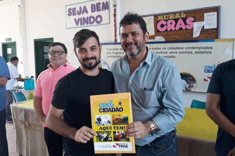 O programa CredCidadão ajudou a concretizar os sonhos de empreendedores dos municípios de Belterra (foto) e Mojuí dos Campos, no Baixo Amazonas, nesta quarta feira (02), contribuindo a dinamizar os negócios dos mais variados segmentos econômicos - de cosméticos à criação de galinhas ou de assistência técnica de celulares à venda de polpa de frutas.
FOTO: ASCOM CREDCIDADÃO
DATA: 02.05.2018
BELTERRA - PARÁ <div class='credito_fotos'>Foto: ASCOM / CREDCIDADÃO | <a href='/midias/2018/originais/88c939b0-17d8-4b0e-a614-d4901320b90a.jpg' download><i class='fa-solid fa-download'></i> Download</a></div>