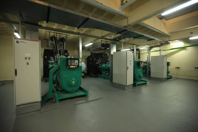 “A população de Itaituba vai contar com uma estrutura fora do comum em hospitais públicos do Brasil”. A afirmação é do engenheiro Gustavo Garoli, gerente geral da obra do Hospital Regional do Tapajós, no município de Itaituba, que está com a estrutura 95% concluída. O hospital que fica na região sudoeste do Estado deve beneficiar, além de cerca de 100 mil itaitubenses, moradores de nove municípios vizinhos.

FOTO: MÁCIO FERREIRA / AG. PARÁ
DATA: 19.12.2018
ITAITUBA - PARÁ <div class='credito_fotos'>Foto: MÁCIO FERREIRA/ AG. PARÁ   |   <a href='/midias/2018/originais/8bdb8891-8172-4990-b06f-d1457a08d8b9.jpg' download><i class='fa-solid fa-download'></i> Download</a></div>