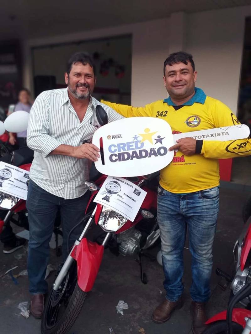 Na última quarta-feira, o Núcleo de gerenciamento do Programa de Microcrédito - Credcidadão, fez a entrega de 68 motocicletas no Estado do Pará, no valor de R$ 680 mil. Destas motocicletas, 20 foram para o município de Castanhal, seis para Igarape açú, 13 para São Domingos do Capim e 29 para o município de Santa Izabel. Ainda esta semana, o Governo do Estado, através do Credcidadão, contemplou, também, 75 mototaxistas de Belém.
FOTO: DIVULGAÇÃO
DATA: 15.11.2018
BELÉM - PARÁ <div class='credito_fotos'>Foto: Divulgação | <a href='/midias/2018/originais/8d28b0b5-bb2d-425a-ad46-1e2594754cfa.jpg' download><i class='fa-solid fa-download'></i> Download</a></div>