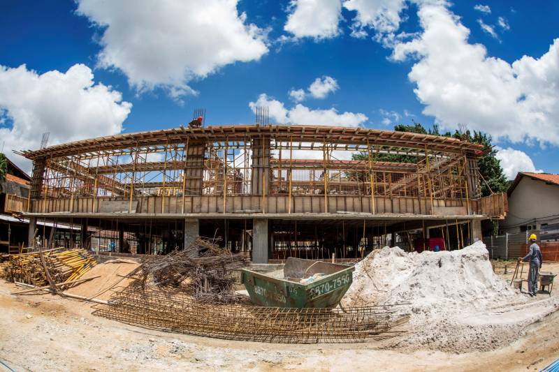 Obras do CCBS, campus II da Uepa, em Belém.
FOTO: NAILANA THIELY / ASCOM UEPA
DATA: 20.03.18
BELÉM - PARÁ <div class='credito_fotos'>Foto: Nailana Thiely / Ascom Uepa | <a href='/midias/2018/originais/8ea2d239-dcd0-4ceb-a35c-3a15831ca7d7.jpg' download><i class='fa-solid fa-download'></i> Download</a></div>