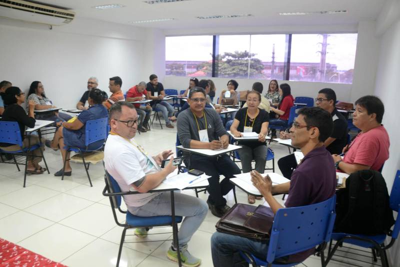 Começou, nesta segunda-feira (2), a Formação Continuada do Ensino Médio – Módulo III promovido pelo Projeto Mundiar, programa da Secretaria de Estado de Educação (Seduc) que atua na correção da distorção idade/ano escolar desde 2014.
FOTO: ELISEU DIAS / ASCOM SEDUC
DATA: 02.04.2018
BELÉM - PARÁ <div class='credito_fotos'>Foto: Eliseu Dias / Ascom Seduc | <a href='/midias/2018/originais/96ab65fd-5c06-4621-b3de-c4144224cf84.jpg' download><i class='fa-solid fa-download'></i> Download</a></div>