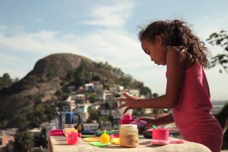 O documentário “Território de Brincar”, dos diretores David Reeks e Renata Meirelles, será exibido nesta segunda-feira, 14, às 19h, no Cine Alexandrino Moreira, na Casa das Artes, da Fundação Cultural do Pará (FCP).
FOTO: DIVULGAÇÃO
DATA: 14.05.2018 <div class='credito_fotos'>Foto: Divulgação | <a href='/midias/2018/originais/9d175b03-9039-4495-902e-8e01c402eac8.jpg' download><i class='fa-solid fa-download'></i> Download</a></div>