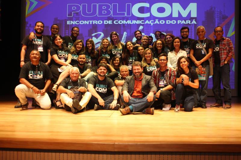 Publicom 2018. O Encontro de Comunicação ocorreu na segunda (11) e terça-feira (12), no Teatro do Sesi, em Belém.

FOTO: MÁCIO FERREIRA / AG. PARÁ
DATA: 12.06.2018
BELÉM - PARÁ <div class='credito_fotos'>Foto: MÁCIO FERREIRA/ AG. PARÁ   |   <a href='/midias/2018/originais/a3f8906c-6d4c-4ea4-bc0c-af686f7fa155.jpg' download><i class='fa-solid fa-download'></i> Download</a></div>