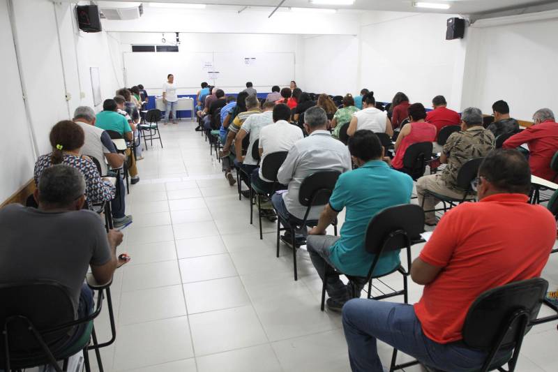 44.552 candidatos compareceram aos locais de prova do concurso da Secretaria de Estado de Educação (Seduc), realizado na manhã deste domingo, 24.
FOTO: CRISTINO MARTINS / AG. PARÁ
DATA: 24.06.2018
BELÉM - PARÁ <div class='credito_fotos'>Foto: Cristino Martins/Ag. Pará | <a href='/midias/2018/originais/a761a31d-b819-473d-b153-1b5cbb6233ab.jpg' download><i class='fa-solid fa-download'></i> Download</a></div>