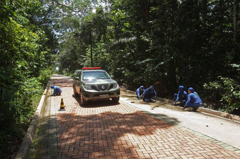Com uma área equivalente a 1340 campos de futebol (1.340 hectares) o Parque Estadual do Utinga possui uma fauna exuberante com mais de 200 espécies de aves registradas e a maior biodiversidade de peixes em parques em todo o mundo com 90 espécies de peixes catalogadas.
FOTO: IGOR BRANDÃO / AG. PARÁ
DATA: 03.03.2018
BELÉM - PARÁ <div class='credito_fotos'>Foto: IGOR BRANDÃO / AG. PARÁ | <a href='/midias/2018/originais/ab138d56-dacc-480e-aeaf-17d95e5992b5.jpg' download><i class='fa-solid fa-download'></i> Download</a></div>