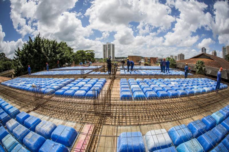 Obras do CCBS, campus II da Uepa, em Belém.
FOTO: NAILANA THIELY / ASCOM UEPA
DATA: 20.03.18
BELÉM - PARÁ <div class='credito_fotos'>Foto: Nailana Thiely / Ascom Uepa | <a href='/midias/2018/originais/adfa4f06-5667-4d04-841d-32e1b43aec80.jpg' download><i class='fa-solid fa-download'></i> Download</a></div>