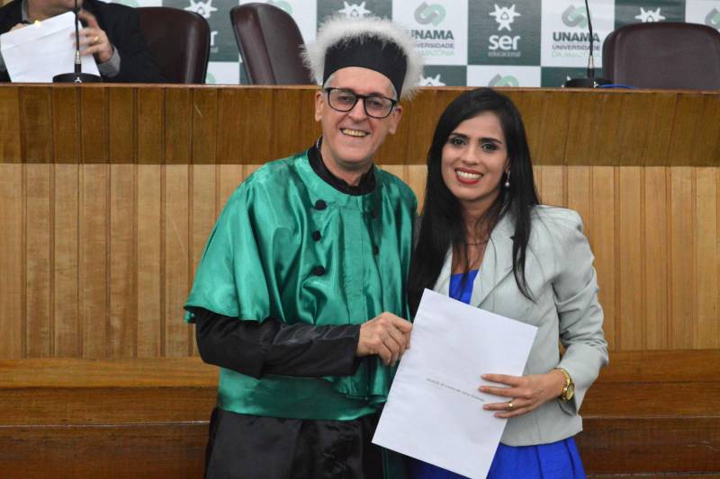 O Programa de Residência Multiprofissional e Uniprofissional em Saúde da Universidade do Estado do Pará (Uepa) celebrou a conclusão de curso de 70 profissionais. A solenidade ocorreu na quinta-feira, 15, no auditório Davi Mufarrej da Universidade da Amazônia, em Belém. O programa é conduzido com as seguintes entidades associadas: Fundação Hospital de Clínicas Gaspar Vianna; Hospital Metropolitano de Urgência e Emergência; Hospital Ophir Loyola; Fundação Santa Casa de Misericórdia do Pará e Fundação Centro de Hemoterapia e Hematologia do Pará.
FOTO: RAYANNE BULHÕES / ASCOM UNAMA
DATA: 15.03.2018
BELÉM - PARÁ <div class='credito_fotos'>Foto: RAYANNE BULHÕES / ASCOM UNAMA | <a href='/midias/2018/originais/b63d0362-40cf-4f69-b76c-6dedf8669214.jpg' download><i class='fa-solid fa-download'></i> Download</a></div>