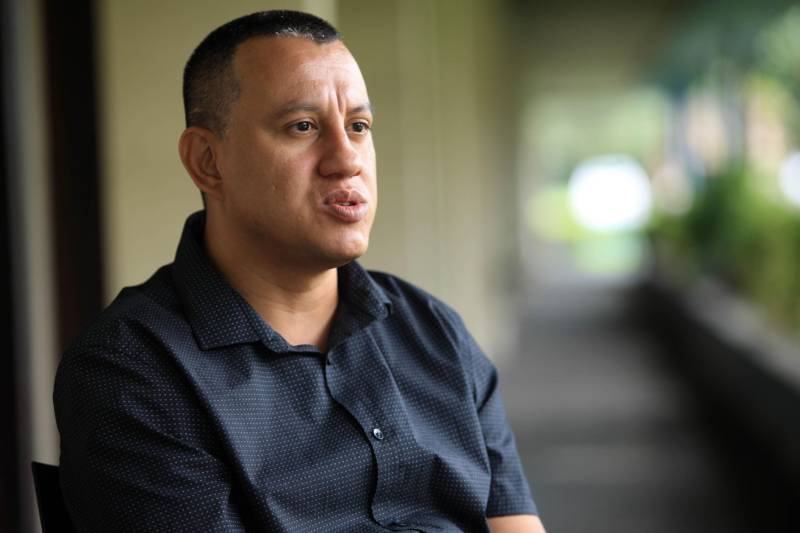 Um dos exemplos é o cabo Antônio Donato, que entrou na corporação em 2005. Ele, que já trabalhou na segurança de chefe de estado, na Ronda Tática Metropolitana (Rotam) e no Comando de Missões Especiais na área de inteligência da PM, conta as possibilidades que encontrou dentro da carreira.

FOTO: MÁCIO FERREIRA / AG. PARÁ
DATA: 17.05.2018
BELÉM - PARÁ <div class='credito_fotos'>Foto: MÁCIO FERREIRA/ AG. PARÁ   |   <a href='/midias/2018/originais/b952ba49-d8eb-45cf-8484-deacd2ed870e.jpg' download><i class='fa-solid fa-download'></i> Download</a></div>
