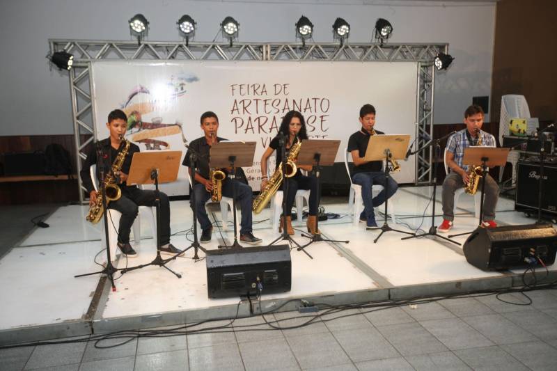 Setecentos artesãos de 54 municípios de diversas regiões do Estado estão reunidos na VI Feira Estadual de Artesanato (Fesarte). 

FOTO: CARLOS SODRÉ / AG. PARÁ
DATA: 22.11.2018
BELÉM - PARÁ <div class='credito_fotos'>Foto: CARLOS SODRÉ / AG. PARÁ    |   <a href='/midias/2018/originais/bdc58d73-0787-46b4-874c-8dd7270ec3b7.jpg' download><i class='fa-solid fa-download'></i> Download</a></div>