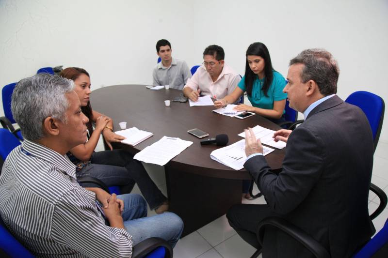 Segundo o diretor do Procon no Pará, Moyses Bendahan, a publicação do Cadastro tem o objetivo de educar fornecedores, “incentivando-os à melhoria contínua, e informar consumidores, visando prevenir a ocorrência de relações de consumo frustradas, e dar subsídio à elaboração de políticas públicas”. O diretor explicou que todos os Procons do Brasil divulgaram os números nesta quinta-feira (15), Dia Internacional do Consumidor.
FOTO: WAGNER ALMEIDA / ASCOM SEJUDH
DATA: 15.03.2018
BELÉM - PARÁ <div class='credito_fotos'>Foto: Wagner Almeida/ Ascom Sejudh | <a href='/midias/2018/originais/c0bd3329-8de2-4180-bd60-d270817cf46b.jpg' download><i class='fa-solid fa-download'></i> Download</a></div>