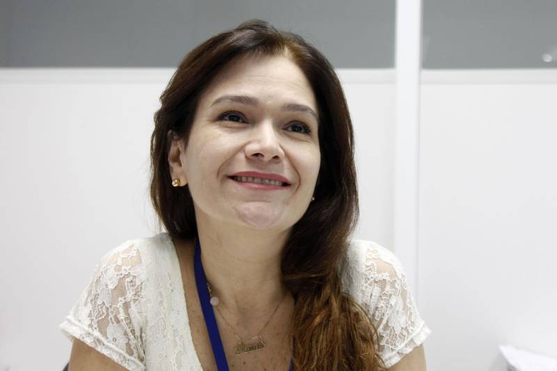 Com área total de mais de nove mil metros quadrados, a nova Cadeia Pública de Redenção, no sudeste paraense, já está com 94,32% da obra concluída. A última etapa consiste no acabamento e equipagem da unidade prisional. A previsão de entrega é para março de 2019. A nova unidade prisional terá capacidade para 306 novas vagas e está orçada em mais de R$ 11 milhões. Na foto, a diretora de Logística e Infra Estrutura da Susipe, Márcia Gaspar.  

FOTO: ASCOM / SUSIPE
DATA: 24.12.2018
REDENÇÃO - PARÁ <div class='credito_fotos'>Foto: ASCOM SUSIPE   |   <a href='/midias/2018/originais/c860c76a-36cc-4682-be49-2d94ec7cd628.jpg' download><i class='fa-solid fa-download'></i> Download</a></div>