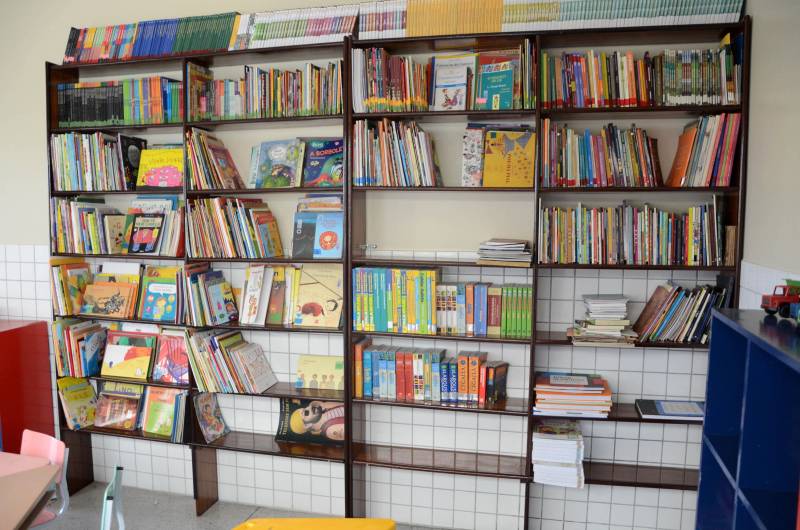 A Secretaria de Estado de Educação (Seduc) inaugura nesta terça-feira, 22, a obra de reforma e ampliação da Escola de Ensino Fundamental Mário Carneiro de Miranda, localizada à Avenida Senador Lemos, 3601, em Belém. 

FOTO: FERNANDO NOBRE / ASCOM SEDUC
DATA: 21.05.2018
BELÉM - PARÁ <div class='credito_fotos'>Foto: FERNANDO NOBRE/ASCOM SEDUC   |   <a href='/midias/2018/originais/c877a0de-3e8f-4787-8213-3bc36584e687.jpg' download><i class='fa-solid fa-download'></i> Download</a></div>