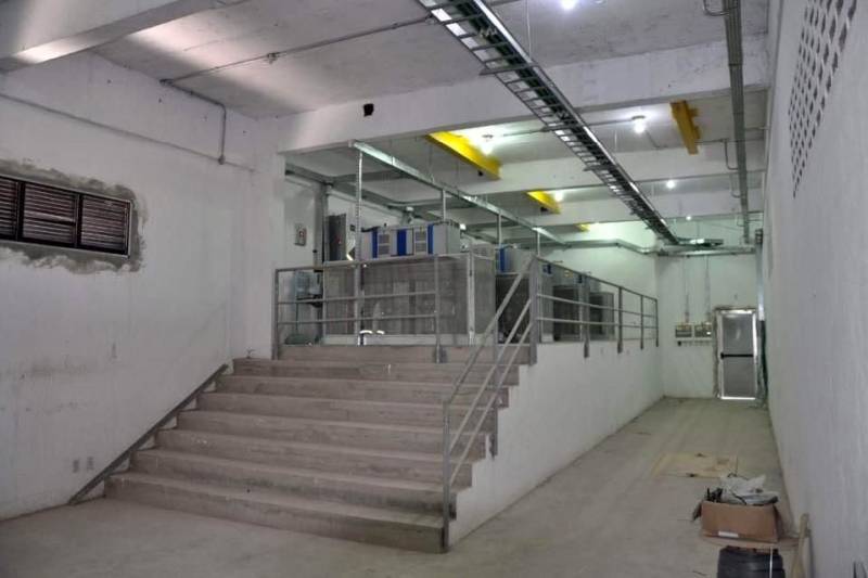 A implantação do Hospital Regional do Tapajós/HRT está inserida no contexto de ampliação e modernização gerencial e tecnológica dos serviços de saúde, em andamento no Estado e está prevista no planejamento estratégico da Secretaria de Estado de Saúde Pública – Sespa.
FOTO: ASCOM SEDOP
DATA: 30.10.2018
ITAITUBA - PARÁ <div class='credito_fotos'>Foto: Ascom Sedop | <a href='/midias/2018/originais/c968bd18-4ef7-40ef-9d6e-a63d19f46181.jpg' download><i class='fa-solid fa-download'></i> Download</a></div>