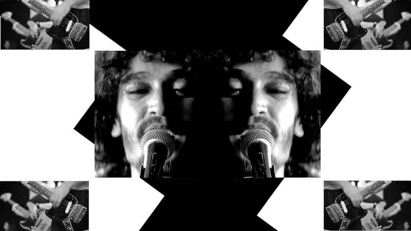 Com objetivo de criar oportunidades para novos projetos, a Cultura Rede de Comunicação promove a "Mostra Protótipo", que contemplará 10 artistas no projeto musical. A seleção será feita por meio de edital lançado nesta segunda-feira (12) no Portal Cultura (www.portalcultura.com.br), com inscrições que abrem no mesmo dia e seguem até 25 de abril. Os 10 artistas selecionados vão receber R$ 4 mil como cachê, participam de show e concorrem a votação popular para gravação de videoclipe. Na foto, o músico Antônio Oliveira.
FOTO: ASCOM / PORTAL CULTURA
DATA: 12.03.2018
BELÉM - PARÁ <div class='credito_fotos'>Foto: ASCOM / PORTAL CULTURA | <a href='/midias/2018/originais/cb5daf02-7c7a-49aa-a6ff-c267ee835b57.jpg' download><i class='fa-solid fa-download'></i> Download</a></div>