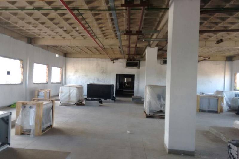 A obra de construção do Hospital Regional Público do Tapajós, em Itaituba, está com 100% de estrutura concluída nos seis pavimentos, projeto de iniciativa do Governo do Estado e coordenação da Secretaria de Estado de Desenvolvimento Urbano e Obras Públicas – Sedop.
FOTO: ASCOM SEDOP
DATA: 21.05.2018
ITAITUBA - PARÁ <div class='credito_fotos'>Foto: Ascom Sedop | <a href='/midias/2018/originais/cb6dd20b-2633-49e2-b618-06b0503ad7d3.jpg' download><i class='fa-solid fa-download'></i> Download</a></div>