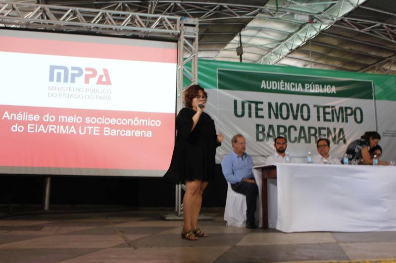 Para garantir a participação popular (foto) nas decisões ambientais e atender solicitação do Ministério Público Estadual (MPE), a Secretaria de Meio Ambiente e Sustentabilidade (Semas) convoca, por edital, Audiência Pública, para a próxima quinta-feira, 12 de julho, no município de Abaetetuba, nordeste do Pará. O objetivo é informar a comunidade sobre a Usina Termelétrica a Gás Natural, Terminal de Regaseificação e Gasoduto, prevista para ser implantada no Porto de Vila do Conde, no município de Barcarena, de responsabilidade da Centrais Elétricas de Barcarena (Celba). Ministérios Públicos Federal e Estadual, autoridades federais, estaduais e municipais, órgãos públicos e privados, instituições governamentais e não governamentais e a população em geral vão participar do evento.
FOTO: ARQUIVO / ASCOM SEMAS
DATA: 24.04.2018
<div class='credito_fotos'>Foto: ASCOM SEMAS | <a href='/midias/2018/originais/cf26f683-851a-4abe-9eed-835e15eef75b.jpg' download><i class='fa-solid fa-download'></i> Download</a></div>
