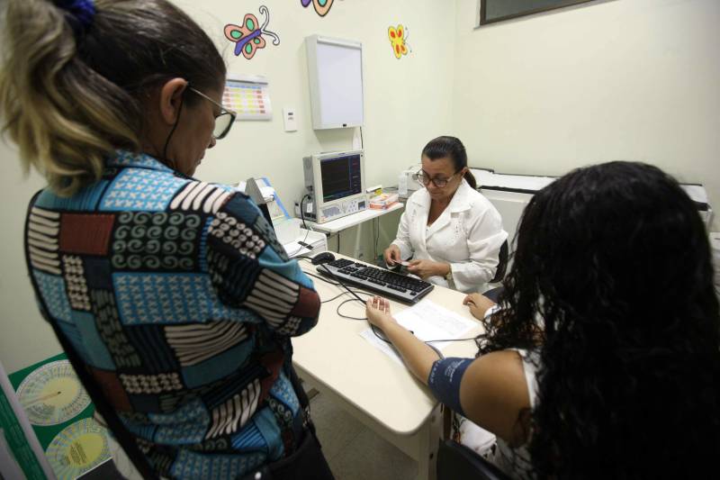 Em 2017, A Santa Casa recebeu a Acreditação Nível 1, para instituições que atendem aos critérios de segurança do paciente em todas as áreas de atividade, incluindo aspectos estruturais e assistenciais. A conquista do Certificado de Acreditação ONA 1 foi muito comemorada pelos 2.600 servidores da Santa Casa de Misericórdia do Pará. Uma onda de otimismo tomou conta do hospital e se expressava através risos, abraços e confraternizações. 

FOTO: ASCOM SANTA CASA
DATA: 18.12.2018
BELÉM - PARÁ <div class='credito_fotos'>Foto: ASCOM / SANTA CASA   |   <a href='/midias/2018/originais/e299a229-4808-42c3-b50f-79d49589e305.jpg' download><i class='fa-solid fa-download'></i> Download</a></div>