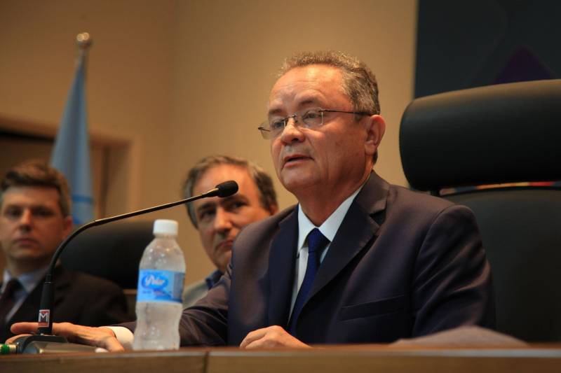 A maior financiadora de estudos e projetos da América Latina, a Financiadora de Estudos e Projetos (FINEP), abriu um escritório em Belém focado no desenvolvimento da pesquisa e inovação na região Norte. A FINEP é uma empresa pública brasileira de fomento à ciência, tecnologia e inovação em empresas, universidades, institutos tecnológicos e outras instituições públicas ou privadas, sediada no Rio de Janeiro.  A empresa é vinculada ao Ministério da Ciência e Tecnologia e Inovação. A inauguração ocorreu durante a abertura de “Encontro Finep para Inovação”. A abertura contou com a presença do Governador em Exercício Zequinha Marinho (foto), do secretário de Estado de Ciência, Ciência, Tecnologia e Educação Técnica e Tecnológica, Alex Fiuza de Melo e contou com a participação de autoridades do Ministério da Ciência, Tecnologia, Inovações e Comunicações (Mctic), da Finep, do Governo do Estado do Pará, além de representantes de instituições locais.

FOTO RODOLFO OLIVEIRA / AG. PARÁ
DATA: 19.12.2018
BELÉM - PARÁ
 <div class='credito_fotos'>Foto: Rodolfo Oliveira/Ag. Pará   |   <a href='/midias/2018/originais/e6682d3e-32b0-4322-a74a-7060a799808a.jpg' download><i class='fa-solid fa-download'></i> Download</a></div>