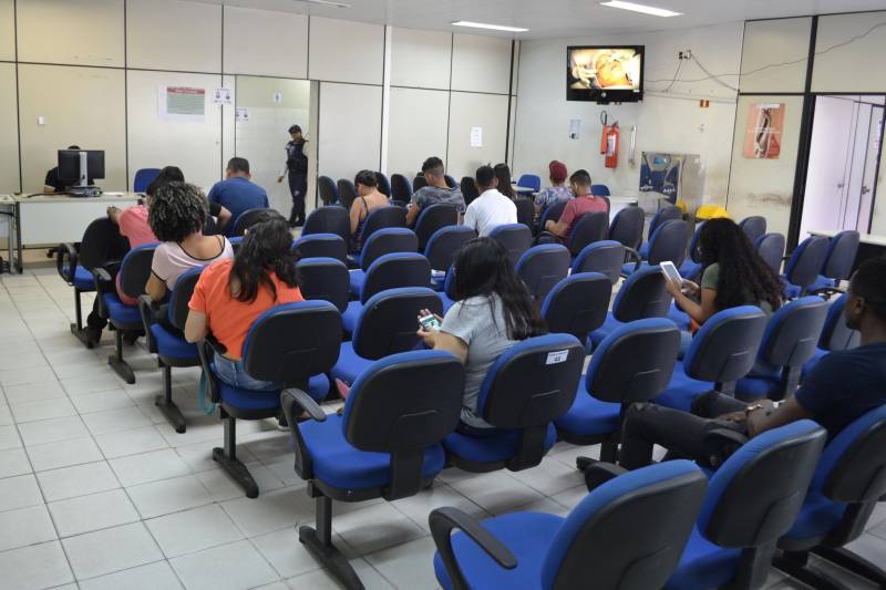 O Departamento Estadual de Trânsito do Pará (Detran-Pa, na foto), comemorou 46 anos de fundação. O órgão que é vinculado Secretaria de Estado da Segurança Pública e da Defesa Social (Segup) foi criado em 20 de dezembro de 1972 para controlar e fiscalizar o trânsito, no Estado.

FOTO: ARQUIVO / ASCOM DETRAN
DATA: 03.01.2010
BELÉM - PARÁ <div class='credito_fotos'>Foto: ASCOM DETRAN   |   <a href='/midias/2018/originais/eac3399e-1517-4b22-8f42-a62bfff597ba.jpg' download><i class='fa-solid fa-download'></i> Download</a></div>