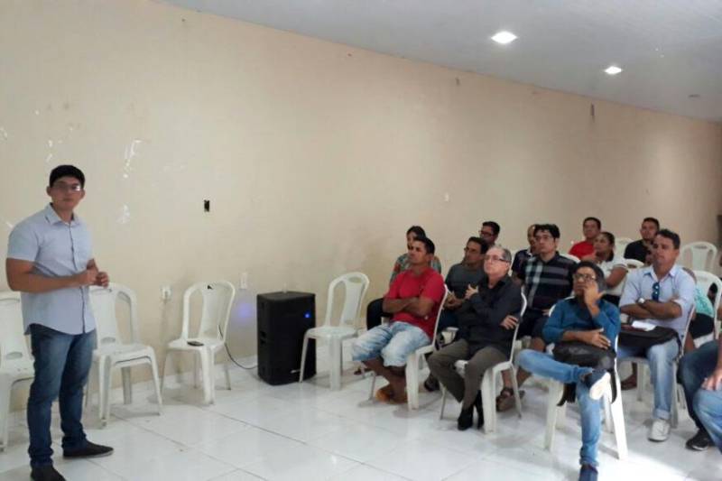 A Secretaria da Fazenda do Pará (Sefa) realizou, na terça-feira (20), em Curralinho, no arquipélago do Marajó, reunião com contribuintes e representantes das Prefeituras de Curralinho, Oeiras do Pará e Bagre. Cerca de 40 pessoas participaram do encontro, que teve como tema as novidades da área tributária estadual.
FOTO: ASCOM SEFA
DATA: 20.03.2018
CURRALINHO - PARÁ <div class='credito_fotos'>Foto: Ascom Sefa | <a href='/midias/2018/originais/ec9fab1c-e376-4741-a627-e3d3c4997969.jpg' download><i class='fa-solid fa-download'></i> Download</a></div>