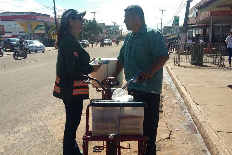 Mais de 40 municípios, em todo o Pará, irão receber ações educativas para o trânsito, promovidas pelo Departamento de Trânsito do Estado (Detran), ao longo do mês de maio. As atividades fazem parte da Operação Maio Amarelo, em apoio ao movimento nacional, instituído pela Organização das Nações Unidas (ONU), que visa colocar em pauta o tema segurança viária e mobilizar a sociedade como um todo para o combate aos altos índices de acidentes no trânsito.
FOTO: ASCOM DETRAN
DATA: 02.05.2018 <div class='credito_fotos'>Foto: ASCOM DETRAN | <a href='/midias/2018/originais/eeb2264f-b047-482a-8c00-7fc40ac1adee.jpg' download><i class='fa-solid fa-download'></i> Download</a></div>
