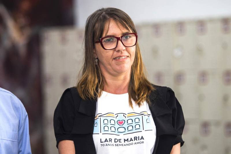 Doação de alimentos para o Lar de Maria e Paróquia Edwiges, arrecadados durante o projeto Planetário de Portas Abertas. A entrega ocorreu na manhã desta quarta-feira, 12, no Centro de Ciências e Planetário do Pará, em Belém.

FOTO: NAILANA THIELY / ASCOM UEPA
DATA: 12.12.2018
BELÉM - PARÁ <div class='credito_fotos'>Foto: Nailana Thiely / Ascom Uepa   |   <a href='/midias/2018/originais/effb672a-a950-41c9-b96f-3c38c5a61ee2.jpg' download><i class='fa-solid fa-download'></i> Download</a></div>