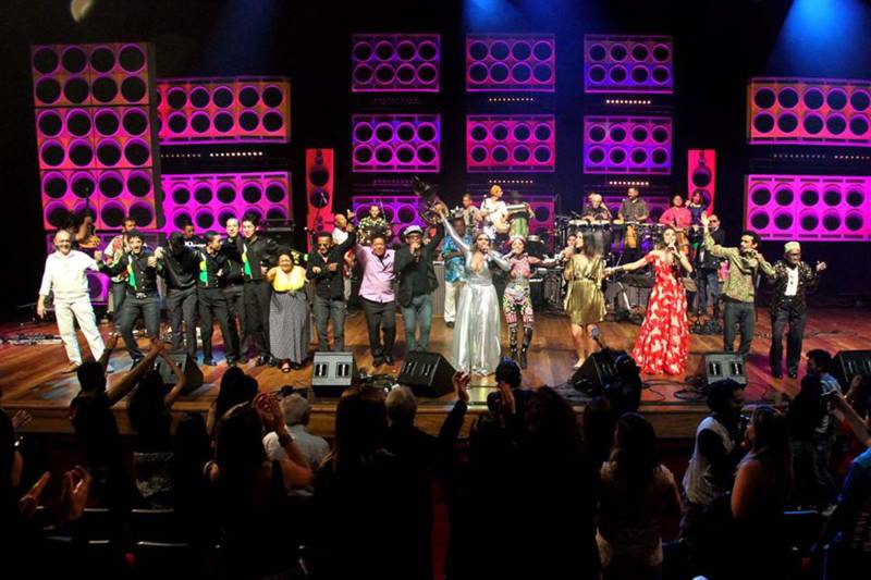 Os últimos anos foram de produção audiovisual, futebol e música paraense na Cultura Rede de Comunicação (Funtelpa), que engloba TV, Rádio e Portal Cultura. Além disso, depois de 30 anos, a Cultura ganhou sede própria e investiu em equipamentos de transmissão de sinais - da tv e rádio - e montagem de novos estúdios. O Jornalismo Cultura também entrou em nova fase, com o projeto de integração das redações no novo prédio.   

FOTO: DIVULGAÇÃO
DATA: 28.12.2018
BELÉM - PARÁ <div class='credito_fotos'>Foto: Divulgação   |   <a href='/midias/2018/originais/f20ad8a7-e078-49d9-b28b-6f9189285fe8.jpg' download><i class='fa-solid fa-download'></i> Download</a></div>