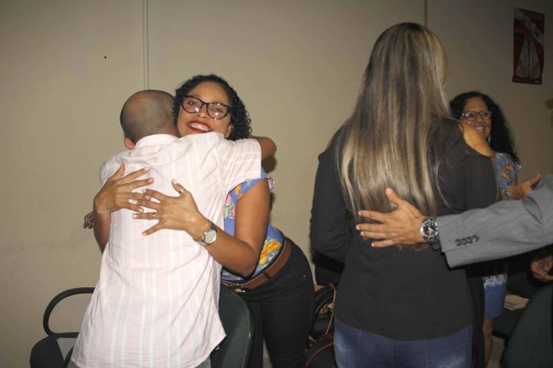 Começou nesta terça-feira (19), em Belém, mais uma edição do Encontro Temático da Socioeducação, que discute a implantação de planos municipais para o atendimento aos adolescentes em conflito com a lei. Realizado na sede da Fundação de Atendimento Socioeducativa do Pará (Fasepa), o encontro é destinado aos profissionais que integram o Sistema de Garantia de Direitos que fazem parte da Associação dos Municípios do Arquipélago do Marajó (AMAM). A programação contou com debates sobre ações preventivas, avaliação da medida socioeducativa em meio aberto (Liberdade Assistida e Prestação de Serviço à Comunidade, responsabilidade dos municípios) e orientações para implementação do Plano Municipal de Atendimento Socioeducativo, ouvindo as demandas dos técnicos que atuam nos municípios participantes, no que se refere ao atendimento aos egressos da Fasepa.

FOTO: DANI VALENTE / ASCOM FASEPA
DATA: 19.06.2018
BELÉM - PARÁ <div class='credito_fotos'>Foto: DANI VALENTE/ ASCOM FASEPA   |   <a href='/midias/2018/originais/f38c344e-ca0a-4fef-9f9a-224babbc3694.jpg' download><i class='fa-solid fa-download'></i> Download</a></div>