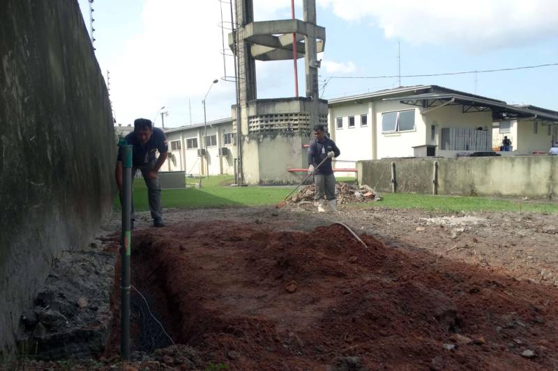 As boas práticas desenvolvidas pelo Serviço de Nutrição e Dietética (SND) do Hospital Público Estadual Galileu (HPEG), em Belém, foram destaque durante a renovação do selo Green Kitchen. A unidade é gerida pela Pró-Saúde Associação Beneficente de Assistência Social e Hospitalar, sob contrato com a Secretaria de Estado de Saúde Pública (Sespa) e conquistou o selo pela primeira vez em 2016. 

FOTO: ASCOM HPEG
DATA: 28.11.2018
ANANINDEUA - PARÁ <div class='credito_fotos'>Foto: ASCOM / HPEG   |   <a href='/midias/2018/originais/f82d69c4-3019-4074-9b1a-83ea7752bc12.jpg' download><i class='fa-solid fa-download'></i> Download</a></div>