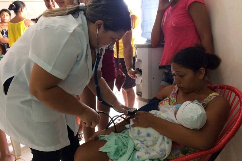 O Hospital Regional do Sudeste do Pará - Dr. Geraldo Veloso (HRSP), em Marabá, está arrecadando roupas, brinquedos, calçados, roupas de cama, alimentos não perecíveis e material de higiene para ajudar as famílias atendidas pela organização não-governamental Semear, que funciona no bairro Vale do Itacaiúnas, no núcleo Cidade Nova.

FOTO: ASCOM HRSP
DATA: 12.06.2018
MARABÁ - PARÁ <div class='credito_fotos'>Foto: ASCOM HRSP   |   <a href='/midias/2018/originais/fa36eacd-7507-4a30-9f63-493a9e87693a.jpg' download><i class='fa-solid fa-download'></i> Download</a></div>