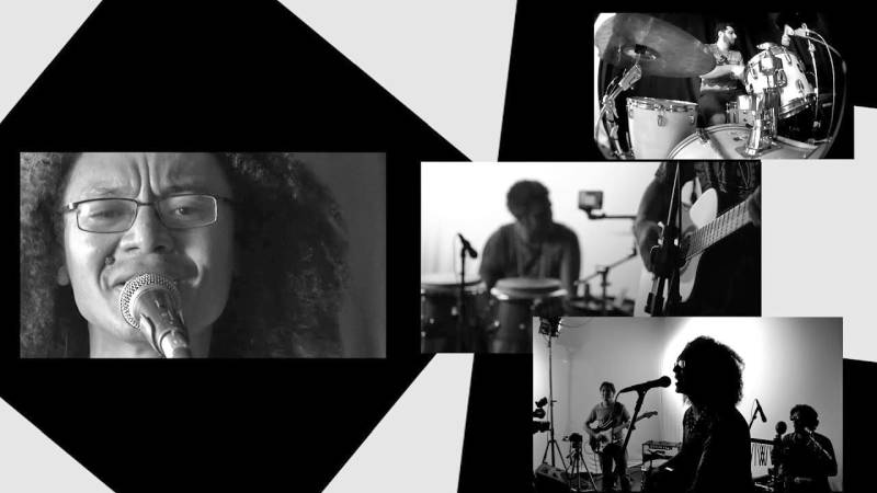 Com objetivo de criar oportunidades para novos projetos, a Cultura Rede de Comunicação promove a "Mostra Protótipo", que contemplará 10 artistas no projeto musical. A seleção será feita por meio de edital lançado nesta segunda-feira (12) no Portal Cultura (www.portalcultura.com.br), com inscrições que abrem no mesmo dia e seguem até 25 de abril. Os 10 artistas selecionados vão receber R$ 4 mil como cachê, participam de show e concorrem a votação popular para gravação de videoclipe. Na foto, a banda Cactus ao Luar.
FOTO: ASCOM / PORTAL CULTURA
DATA: 12.03.2018
BELÉM - PARÁ <div class='credito_fotos'>Foto: ASCOM / PORTAL CULTURA | <a href='/midias/2018/originais/fa4c30e7-3c11-4cfd-8220-2ac0c04b003d.jpg' download><i class='fa-solid fa-download'></i> Download</a></div>