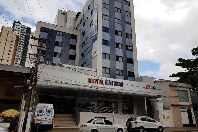 Com assistência de média e alta complexidade o Hospital Jean Bitar (HJB) é referência estadual na realização de endoscopia digestiva para o diagnóstico de inflamações do esôfago, estômago e duodeno, em usuários do Sistema Único de Saúde (SUS). Somente em 2017, o hospital realizou um total de 6.012 exames entre endoscopia alta, colonoscopia e retossigmoidoscopia
FOTO: ASCOM HJB
DATA: 14.02.2018
BELÉM - PARÁ <div class='credito_fotos'>Foto: ASCOM HJB | <a href='/midias/2018/originais/fab9af83-1d68-42ad-a6b8-63d8d406c06a.jpg' download><i class='fa-solid fa-download'></i> Download</a></div>