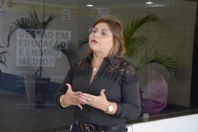 notícia: Estado entrega ao CEE documento curricular para ensino infantil e fundamental