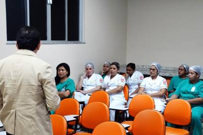 galeria: Profissionais refletem sobre o trabalho na área de enfermagem