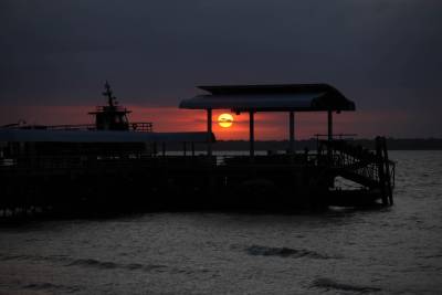 galeria: Por do sol na Baía do Guajará  