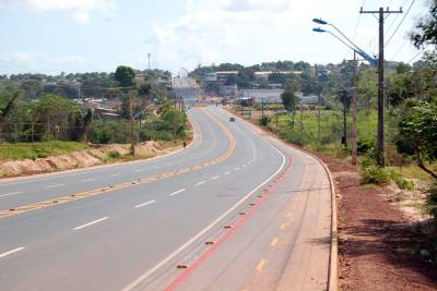 notícia: Estado amplia e moderniza rodovia que liga Santarém a Alter do Chão
