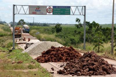 notícia: Setran retoma trabalho de recuperação da PA-256 nesta segunda-feira