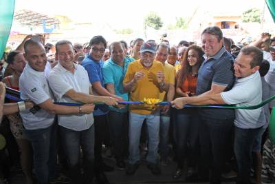 notícia: Governo entrega mercado, obras de infraestrutura e anuncia novos investimentos em Quatipuru