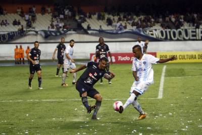 notícia: Remo vence o Paysandu de virada no primeiro clássico do ano