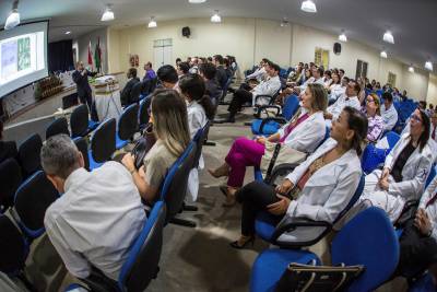 notícia: Mestrado em Cirurgia e Pesquisa Experimental tem aula inaugural