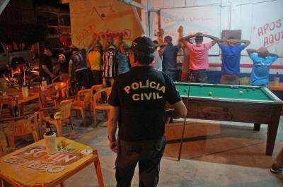 galeria: Operação fiscaliza e fecha estabelecimentos comerciais irregulares